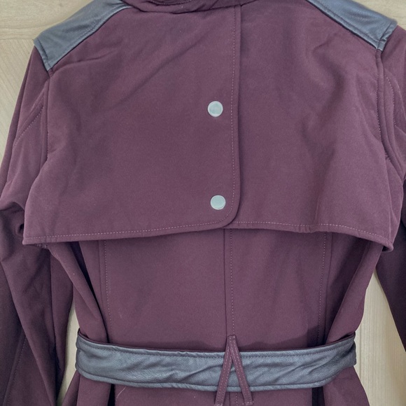 Steve Madden Mid-Length Soft Shell Jacket Burgundy with Defect! Size Medium - Picture 8 of 16